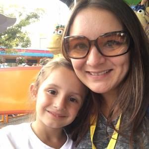 Meet your Posher, Denise